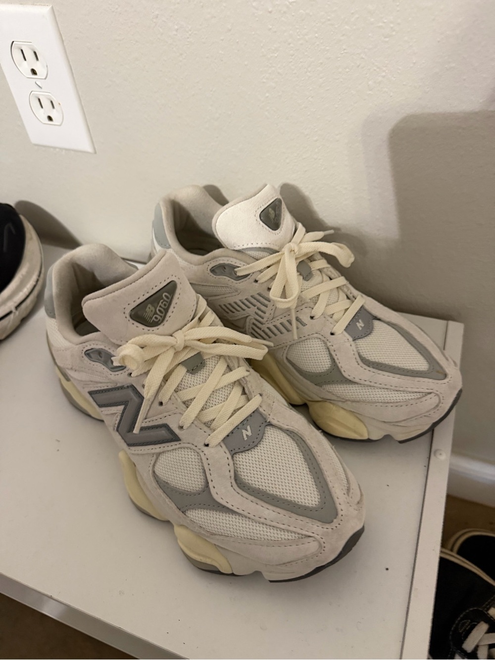 New Balance Women’s Cream & Gray Retro Running Sneakers